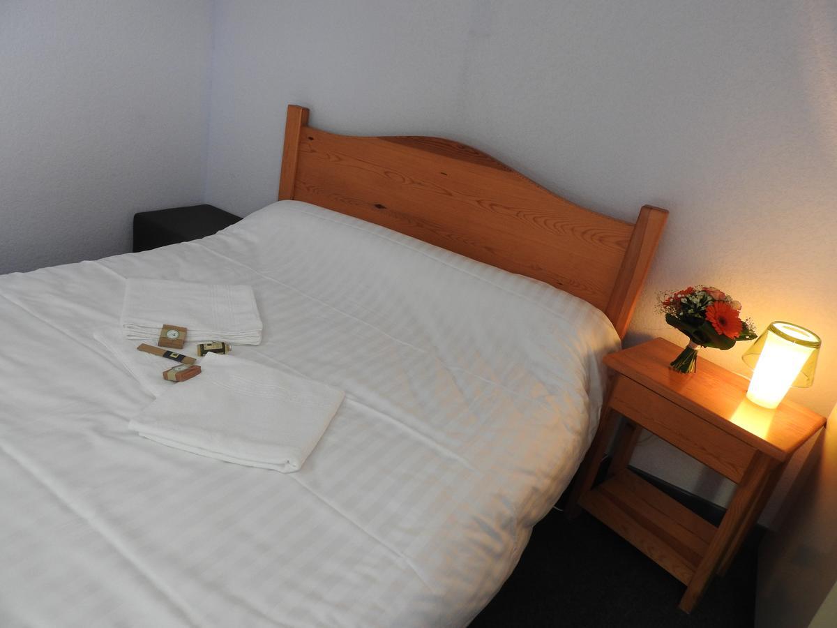 Aux Globe-Trotters Hotel Murat  Eksteriør billede